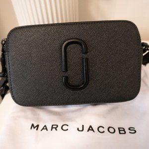 Marc Jacobs Authentic Snapshot Bag - Black